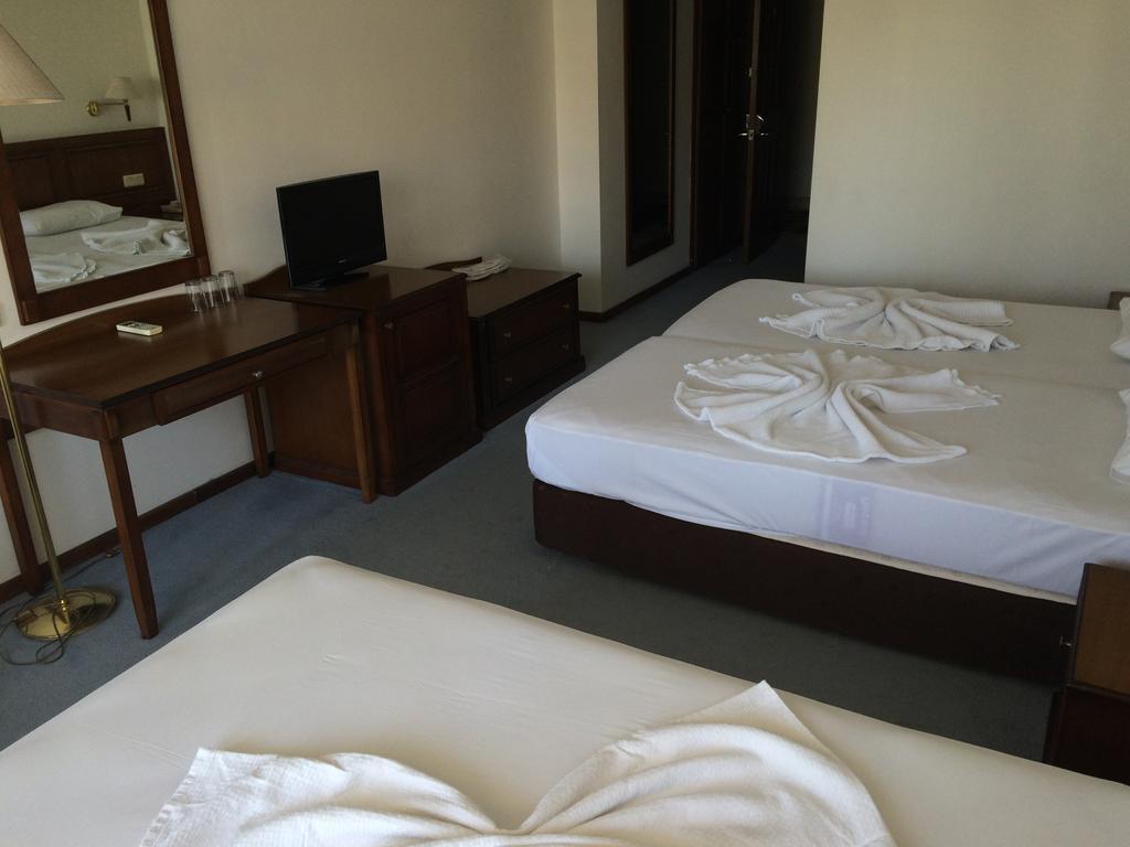 Coastlight Hotel Kusadasi Luaran gambar