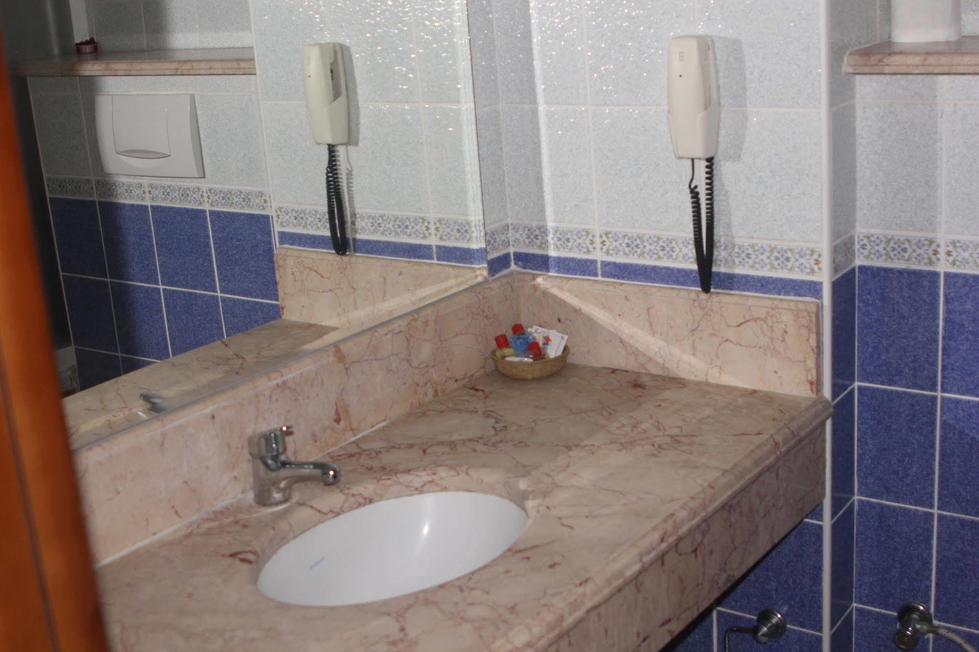 Coastlight Hotel Kusadasi Luaran gambar